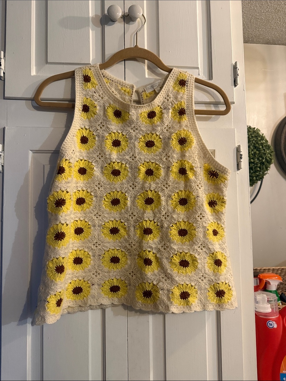 Rebellion Crochet Sunflower Tank Top - Yellow & Cream